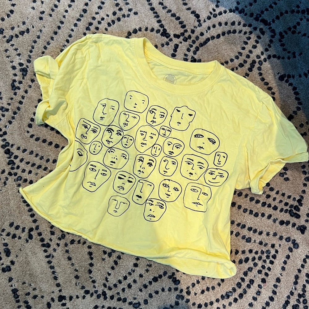 Fun yellow crop tee